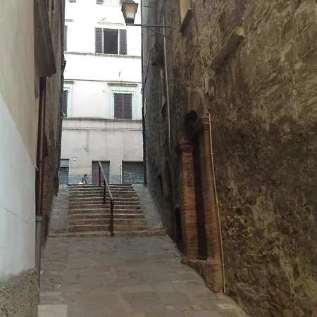 Daire Pinturicchio, Characteristic And Comfortable In The Historic Center